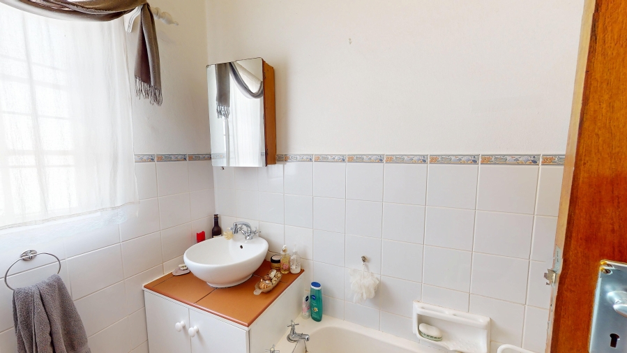 4 Bedroom Property for Sale in Strand North Western Cape